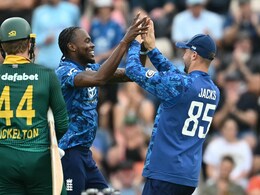 South Africa Suffer Embarrassing Defeat Against England In 3rd ODI South Africa Suffer Embarrassing Defeat Against England In 3rd ODI