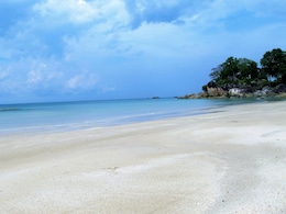7 Breathtaking White Sand Beaches In India For Beach Lovers 7 Breathtaking White Sand Beaches In India For Beach Lovers