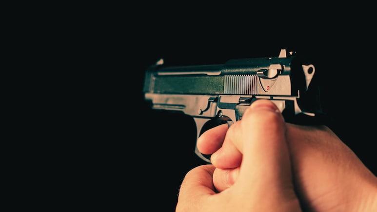 Pune News: पुणे पुन्हा 'गँगवॉर'च्या विळख्यात! आंदेकर खुनातील आरोपीच्या भावाची भरदिवसा गोळ्या झाडून हत्या