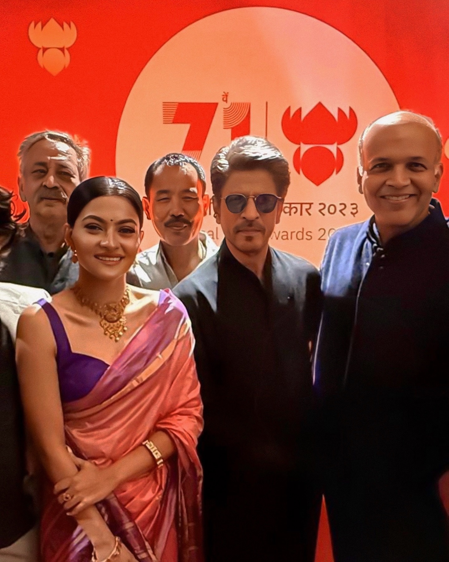 After Handshake With Shah Rukh Khan, National Award Jury Member Says She Didn't "Wash Her Hands"