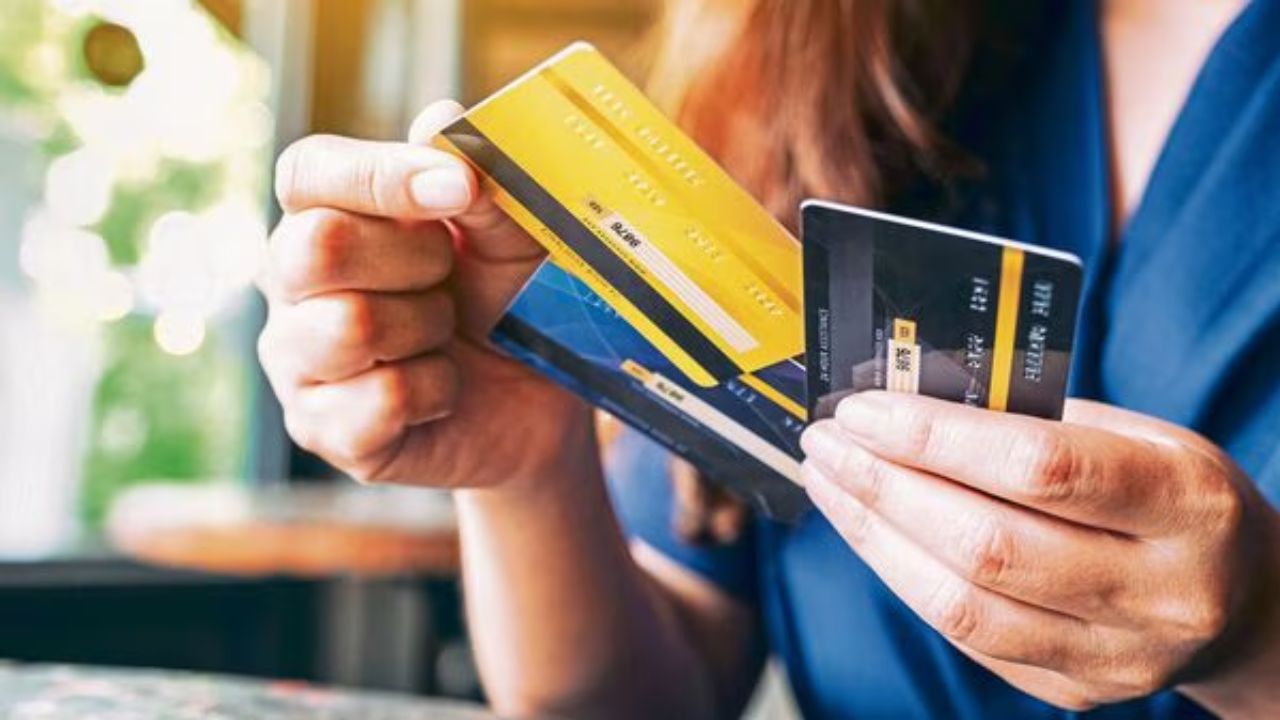 क्या बिना बैंक अकाउंट Credit Card मिल सकता है? ज्यादातर लोग नहीं जानते ये बात