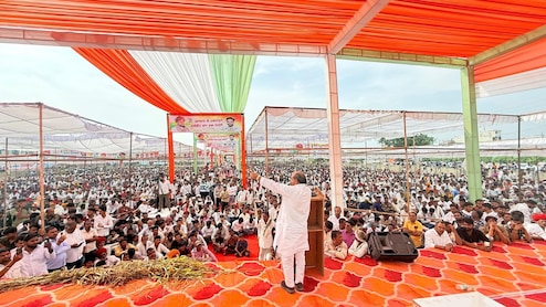 'किसानों ! अबकी बार आओ तो एक-एक डंडा भी साथ लाना' फसल मुआवज़े की सभा में बोले कांग्रेस नेता प्रह्लाद गुंजल