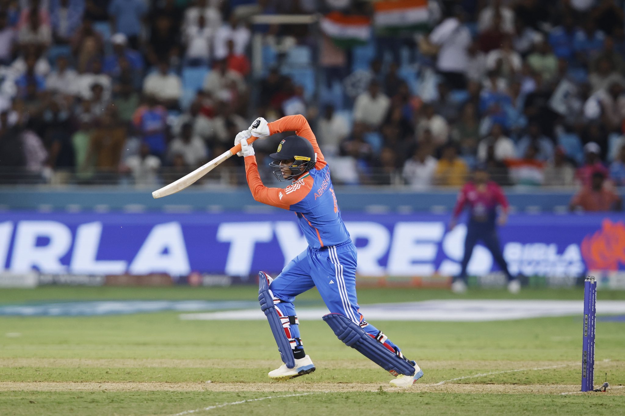 Asia Cup 2025: अभिषेक शर्मा ने रचा इतिहास, ऐसा महारिकॉर्ड बनाने वाले भारत के पहले बल्लेबाज बने