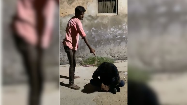 Rajasthan: राजस्थान के कुचामन में दलित युवक की बेरहमी से पिटाई, इलाज के दौरान मौत; इलाके में भारी आक्रोश Rajasthan: राजस्थान के कुचामन में दलित युवक की बेरहमी से पिटाई, इलाज के दौरान मौत; इलाके में भारी आक्रोश
