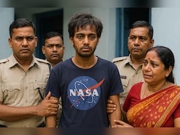 NASA से जॉब ऑफर पाने वाला लापता शख्स 18 दिन बाद हुगली से कैसे मिला, पढ़ें क्या है पूरी कहानी NASA से जॉब ऑफर पाने वाला लापता शख्स 18 दिन बाद हुगली से कैसे मिला, पढ़ें क्या है पूरी कहानी