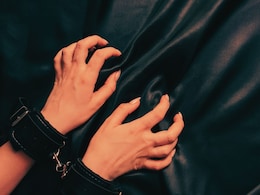 Crime News :  मुलीच्या वसतिगृहात सुरू होते काळे धंदे, मोठ्या रॅकेटचा पर्दाफाश Crime News :  मुलीच्या वसतिगृहात सुरू होते काळे धंदे, मोठ्या रॅकेटचा पर्दाफाश