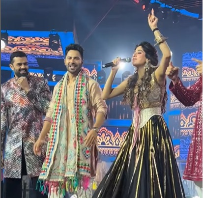 Janhvi Kapoor Chants <i>Bharat Mata Ki Jai</i> After India Wins Asia Cup, Shares Video With A "Context"