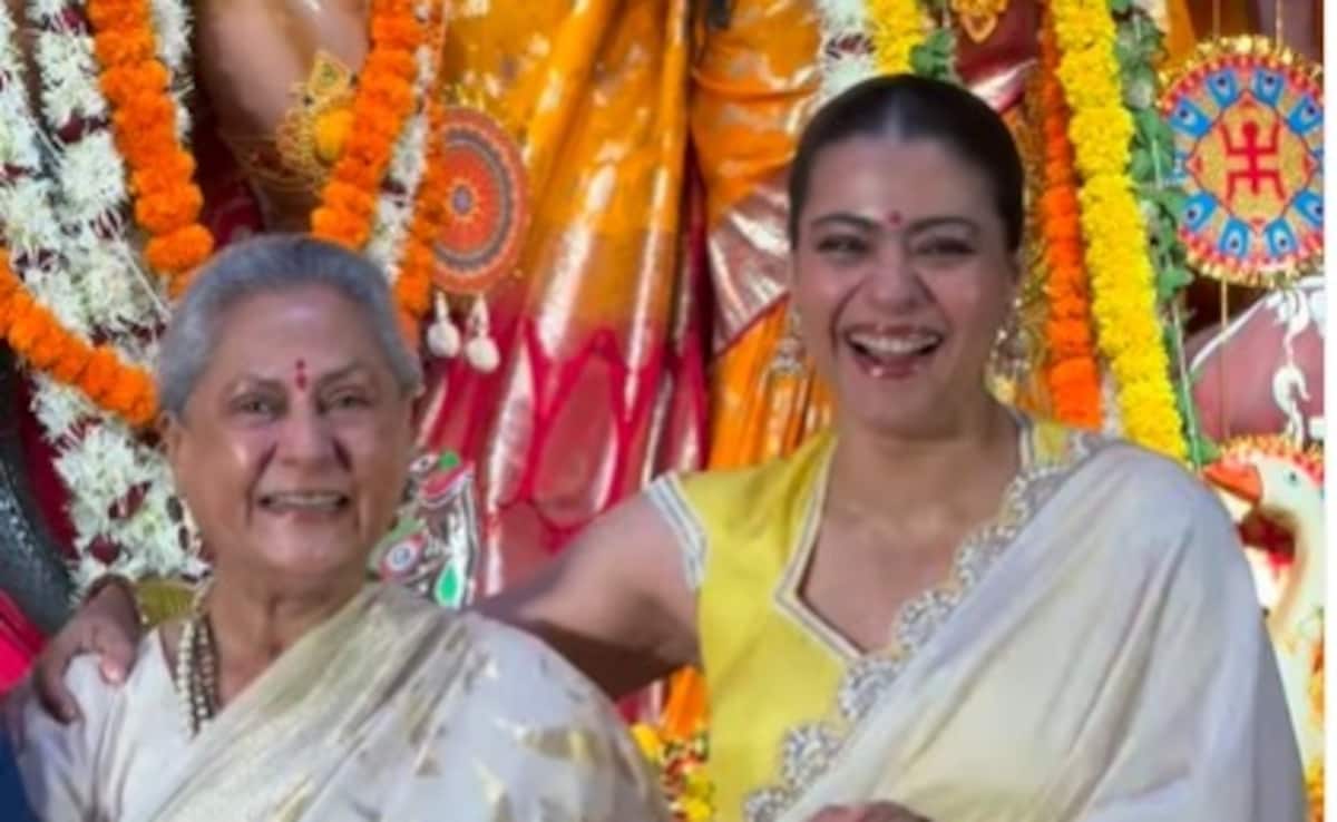 Durga Puja 2025: Internet Was Waiting For Kajol And Jaya Bachchan's Kabhi Khushi Kabhie Gham Reunion, And It Happened