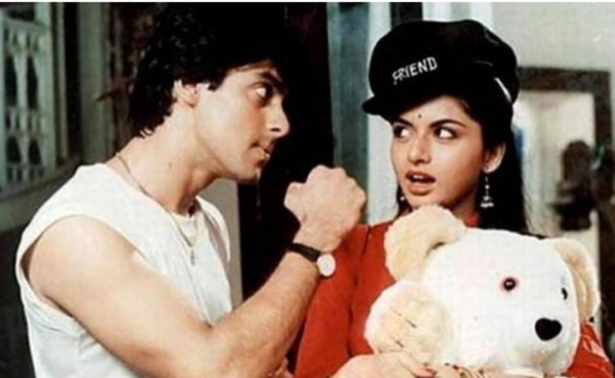 Bhagyashree Recalls How Salman Khan Was The Only "Family" At Her Wedding With Himalaya Dasani: "I Did Not Expect That Of Him"