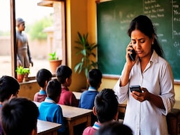 Suspension: टीचर्स को स्कूल में मोबाइल फोन चलाना पड़ा महंगा, तत्काल प्रभाव से निलंबित हुए दो शिक्षक Suspension: टीचर्स को स्कूल में मोबाइल फोन चलाना पड़ा महंगा, तत्काल प्रभाव से निलंबित हुए दो शिक्षक