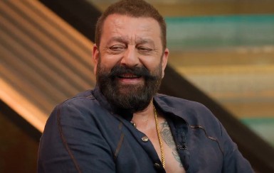 Sanjay Dutt Shocked By Fan Who Brought Both Wife And Girlfriend To Kapil's Show
