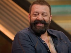Sanjay Dutt Shocked By Fan Who Brought Both Wife And Girlfriend To Kapil's Show