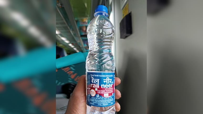 IRCTC: यात्री कृपया ध्यान दें! रेल नीर की कीमतों में हुआ बदलाव, अब इस रेट में मिलेगा ट्रेन व स्टेशन में पानी