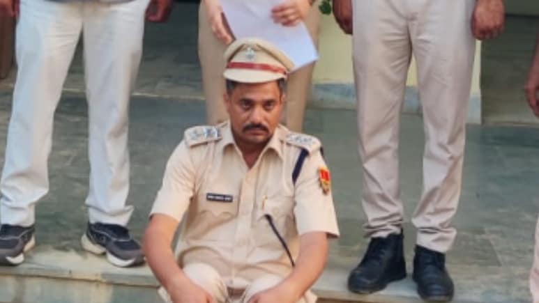 जयपुर में पकड़ा गया फर्जी RPS अधिकारी, लाल बत्ती लगाकर देता था वारदात को अंजाम