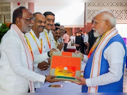 हरा, पीला, लाल... BJP सांसदों को दिया गया उनके परफॉर्मेंस का रिपोर्ट कार्ड हरा, पीला, लाल... BJP सांसदों को दिया गया उनके परफॉर्मेंस का रिपोर्ट कार्ड
