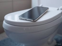 Do You Scroll Your Phone On Toilet? You May Be At Risk Of This Disease Do You Scroll Your Phone On Toilet? You May Be At Risk Of This Disease
