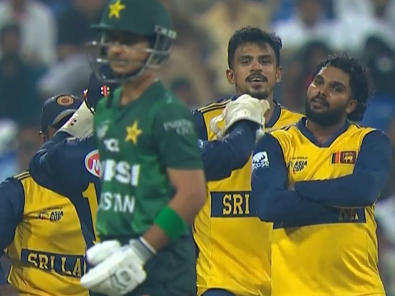 Pakistan vs Sri Lanka LIVE Score, Asia Cup 2025 Super Four: Pakistan Lose 4 Wickets In 17 Balls; SL Star Takes Revenge For Send-Off