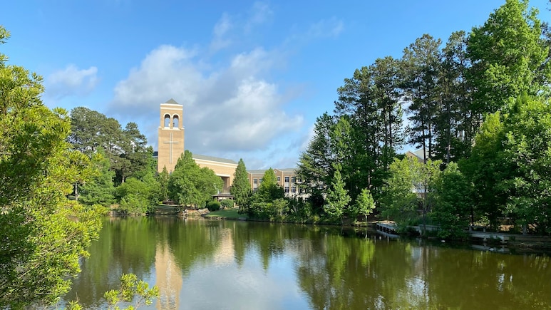 Not New York Or LA, This Peaceful Suburb Is Ranked As The Best Place To Live In The US
