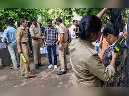 UP PET पहले दिन की परीक्षा में पूछे गए थे ऐसे सवाल, क्या आपको आता है इसका आंसर? UP PET पहले दिन की परीक्षा में पूछे गए थे ऐसे सवाल, क्या आपको आता है इसका आंसर?