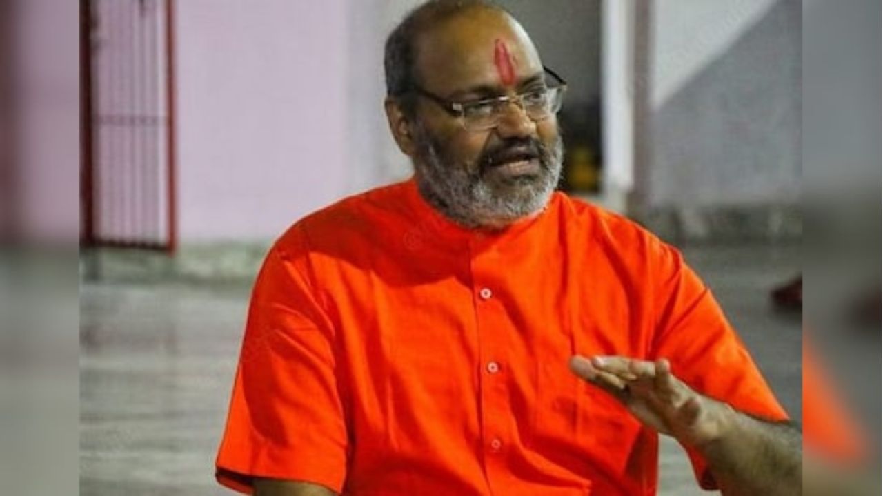 महिलाओं को नागिन बोलने वाले यति नरसिंहानंद सरस्वती ने फिर दिया विवादित बयान, कहा, दो रुपए में बिकोगी