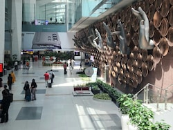 Delhi Airport To Introduce E-Arrival Card For Foreign Travellers From October 1