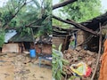 चक्रवाती तूफान का कहर: सतना में 5 मिनट में 60 कच्चे घर ढहे, कई घरों के टिन शेड उड़े; पेड़ भी उखड़े