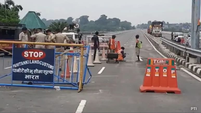 Flight Ops Hit, Border Areas On High Alert: Nepal Protests' Impact On India Flight Ops Hit, Border Areas On High Alert: Nepal Protests' Impact On India