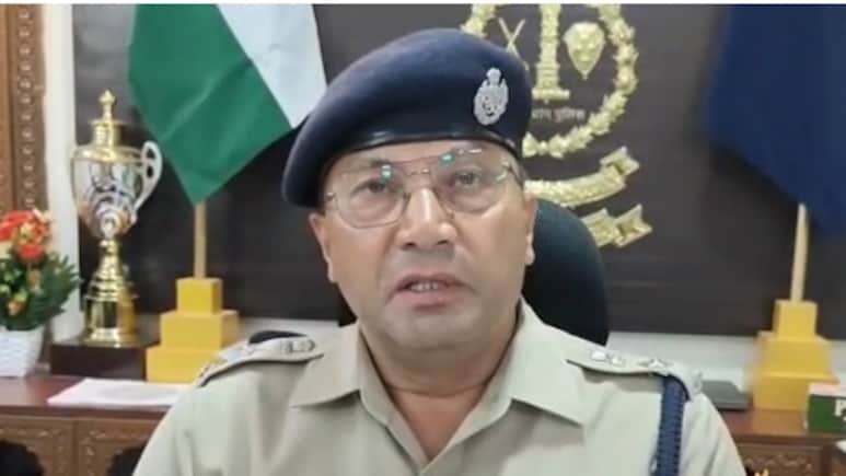 Rajasthan Crime: 'घर का भेदी, लंका ढाए', बाड़मेर डकैती में शक की सुई अपनों पर घूमी, SP ने किया SIT का गठन Rajasthan Crime: 'घर का भेदी, लंका ढाए', बाड़मेर डकैती में शक की सुई अपनों पर घूमी, SP ने किया SIT का गठन