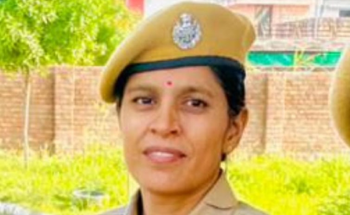 ट्राले ने बाइक को मारी टक्कर, ड्यूटी पर जा रही महिला कांस्टेबल की मौत