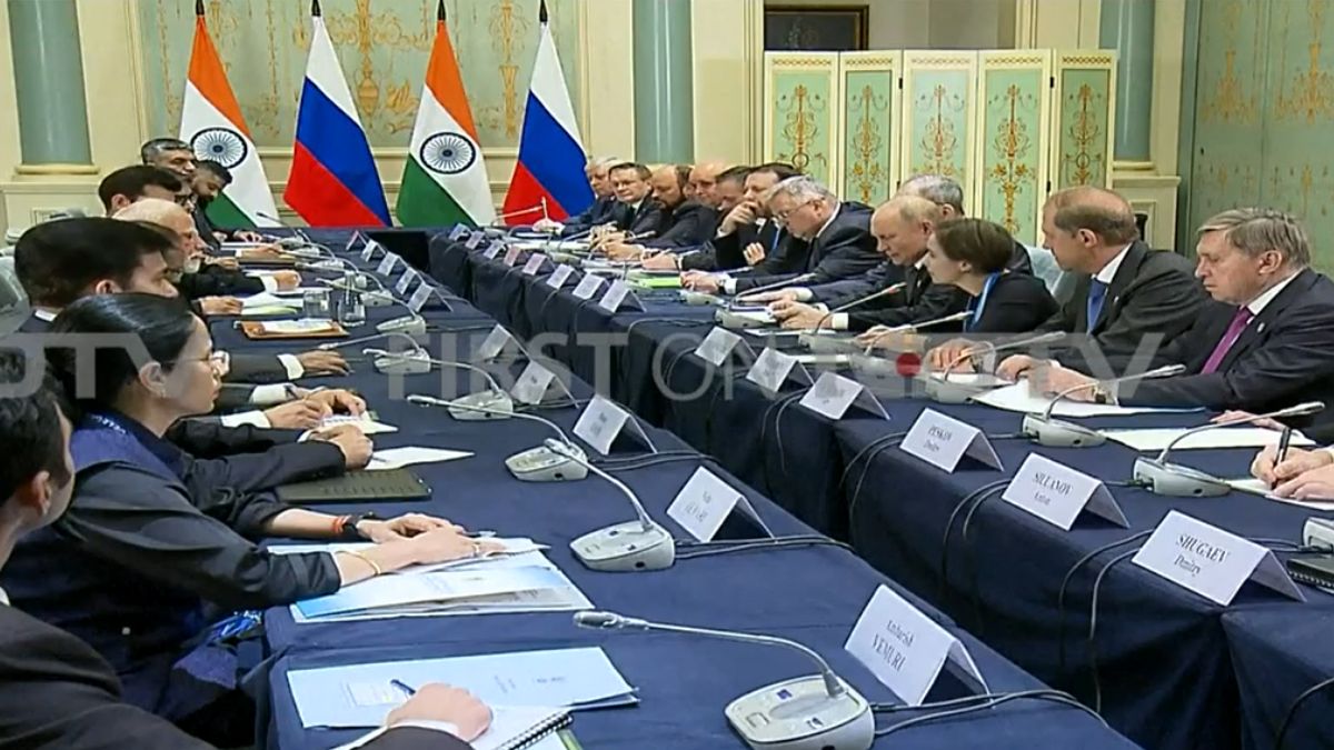 "Humanity Wants An End To Russia-Ukraine Conflict," PM Modi Tells Putin In China