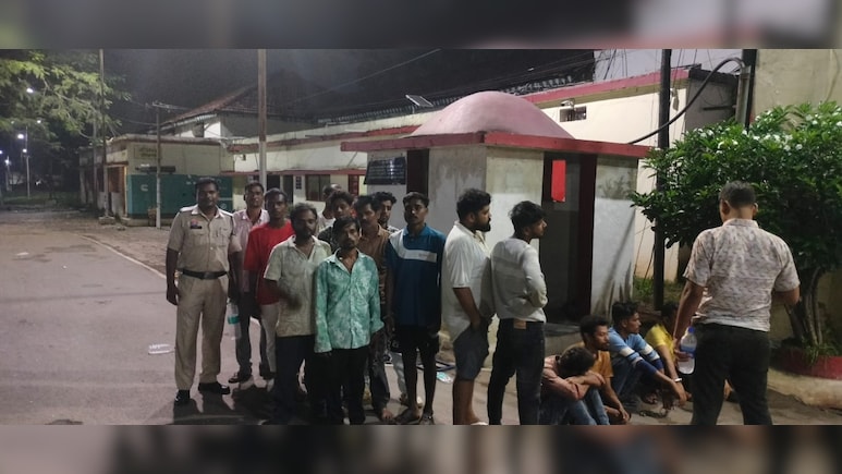 रायपुर में गणेश विसर्जन झांकी में पुलिस का बड़ा एक्शन, कुल 111 असामाजिक तत्वों के खिलाफ कार्रवाई