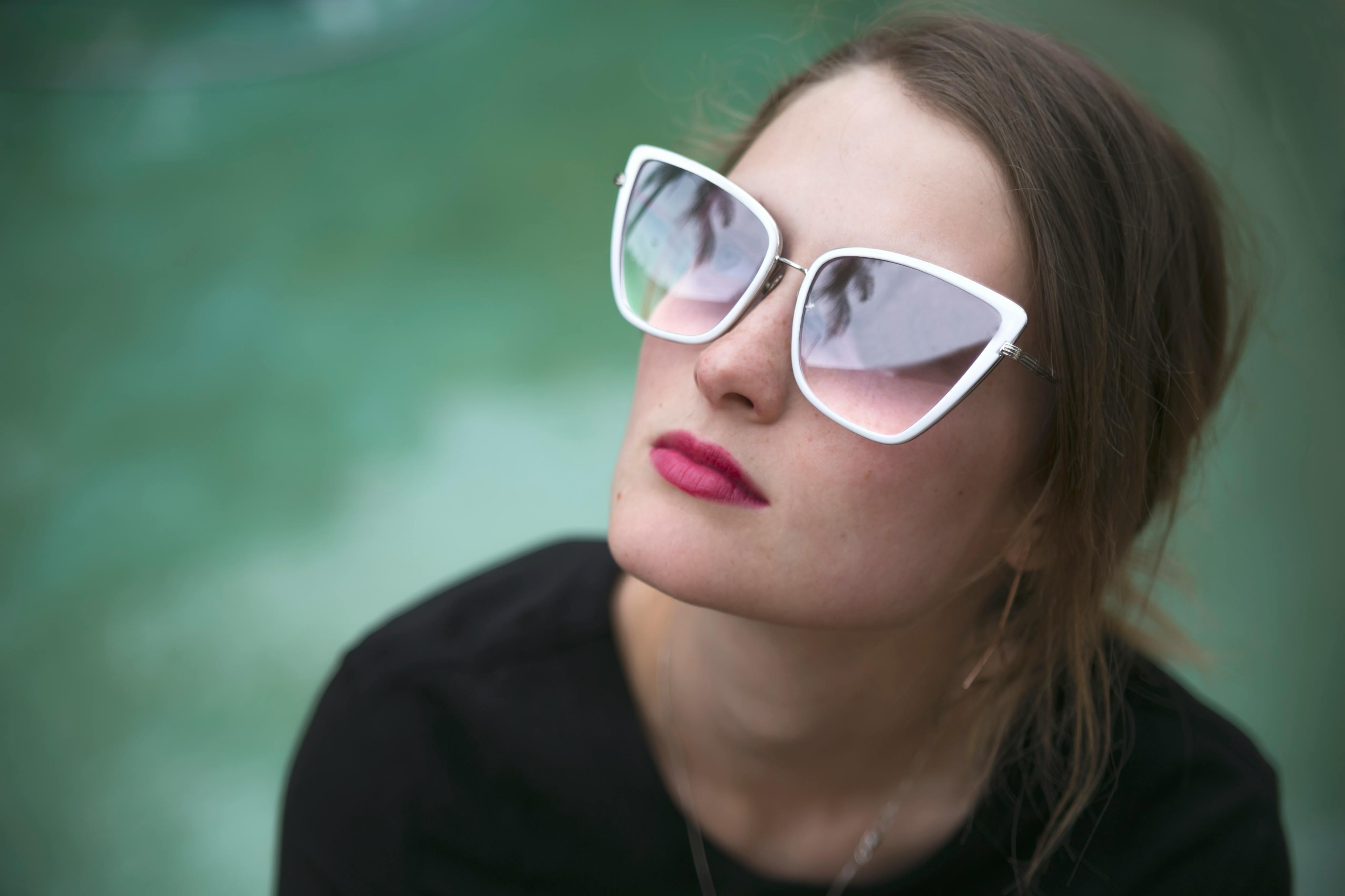 Trendy Sunglasses पर चल रही है धमाकेदार Sale, ये शानदार Offers चूक गए तो पछताएंगे