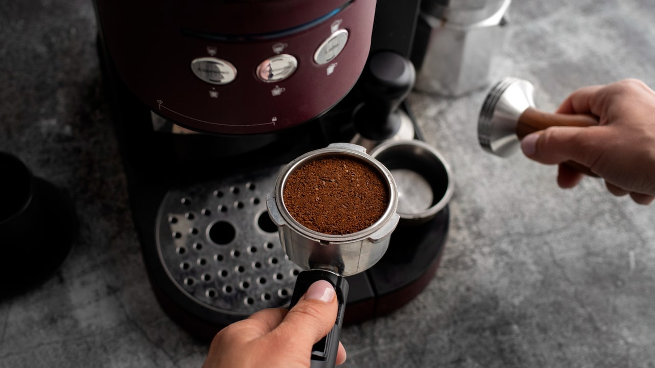 How To Clean A Coffee Maker Properly