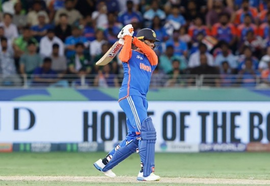 IND vs PAK: अभिषेक शर्मा ने T20I में मचाया गदर, ऐसा महारिकॉर्ड बनाकर दुनिया को चौंकाया, रच दिया इतिहास