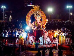 Lalbaugcha Raja Visarjan 2025 Controversy:लालबागचा राजाच्या विसर्जनावेळी मंडळाकडून मोठी चूक? पुन्हा मंडळ वादात Lalbaugcha Raja Visarjan 2025 Controversy:लालबागचा राजाच्या विसर्जनावेळी मंडळाकडून मोठी चूक? पुन्हा मंडळ वादात