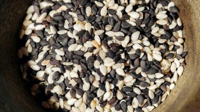 Sesame seeds contain significantly more iron and calcium
