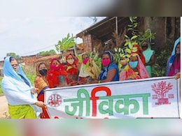 खोली लाइब्रेरी, शुरू किया मुर्गीपालन, जीविका योजना से बिहार की महिलाएं बन रहीं आत्मनिर्भर खोली लाइब्रेरी, शुरू किया मुर्गीपालन, जीविका योजना से बिहार की महिलाएं बन रहीं आत्मनिर्भर