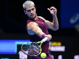 Carlos Alcaraz Survives Injury Scare And Rain Delay To Win Tokyo Opener Carlos Alcaraz Survives Injury Scare And Rain Delay To Win Tokyo Opener