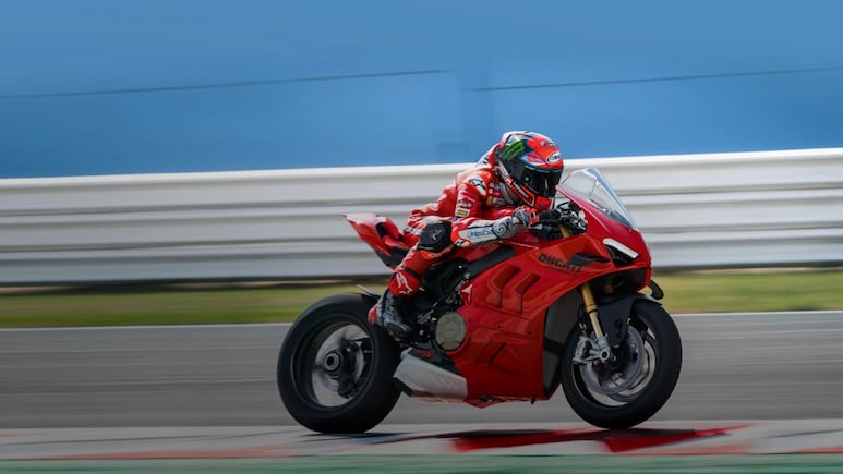 Ducati Panigale V4, Streetfighter V4 Recalled Over Axle Defect Affecting 393 Units In India