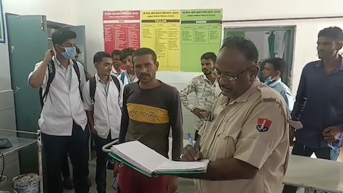 स्कलू से लौटते ही 11वीं की छात्रा ने फांसी लगाकर दे दी जान, मां घर लौटी तो उड़ गए होश