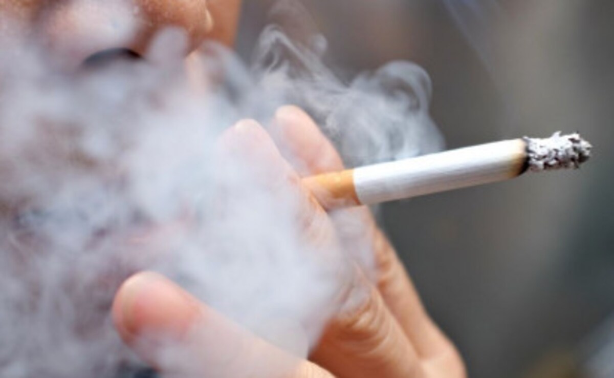 Oral Hygiene Tips for Smokers: Maintaining Dental Health