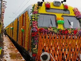 Beed Ahilyanagar Railway : बीडकरांसाठी ऐतिहासिक क्षण; अहिल्यानगरपर्यंत 45 रुपयात प्रवास, वेळ, थांबा सर्वकाही Beed Ahilyanagar Railway : बीडकरांसाठी ऐतिहासिक क्षण; अहिल्यानगरपर्यंत 45 रुपयात प्रवास, वेळ, थांबा सर्वकाही