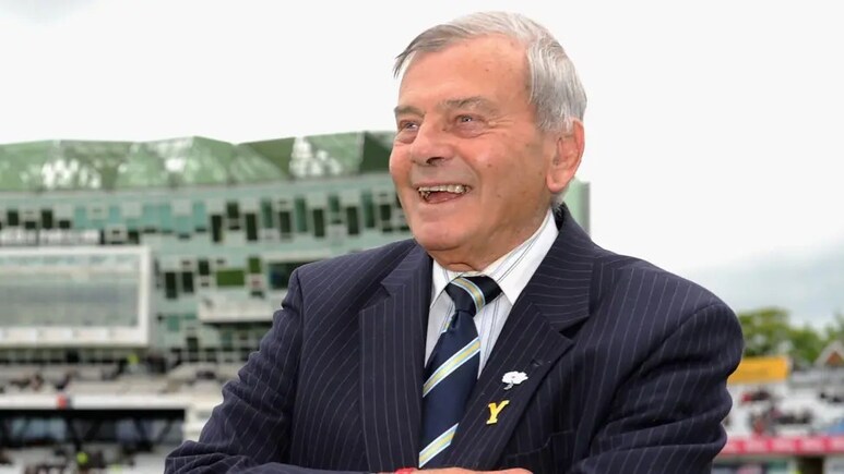 Dickie Bird: क्रिकेटचा आयकॉन हरपला! महान अंपायर डिकी बर्ड यांचे निधन; 3 वर्ल्ड कप फायनलमध्ये महत्त्वाची भूमिका