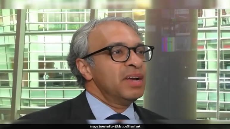 "Every Country Would Kill To Get IIT Graduates": Yale Scholar Slams H-1B Visa Fee Hike "Every Country Would Kill To Get IIT Graduates": Yale Scholar Slams H-1B Visa Fee Hike