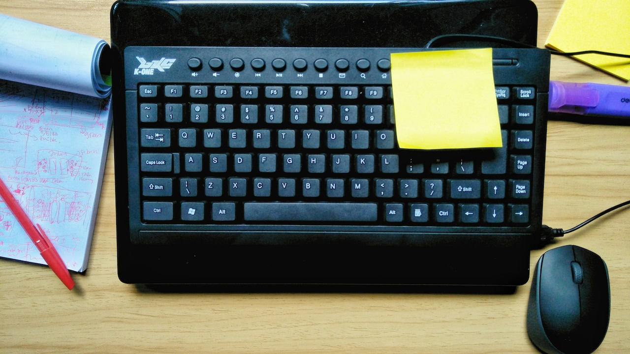Work smarter and fast with top wireless keyboards and mouse