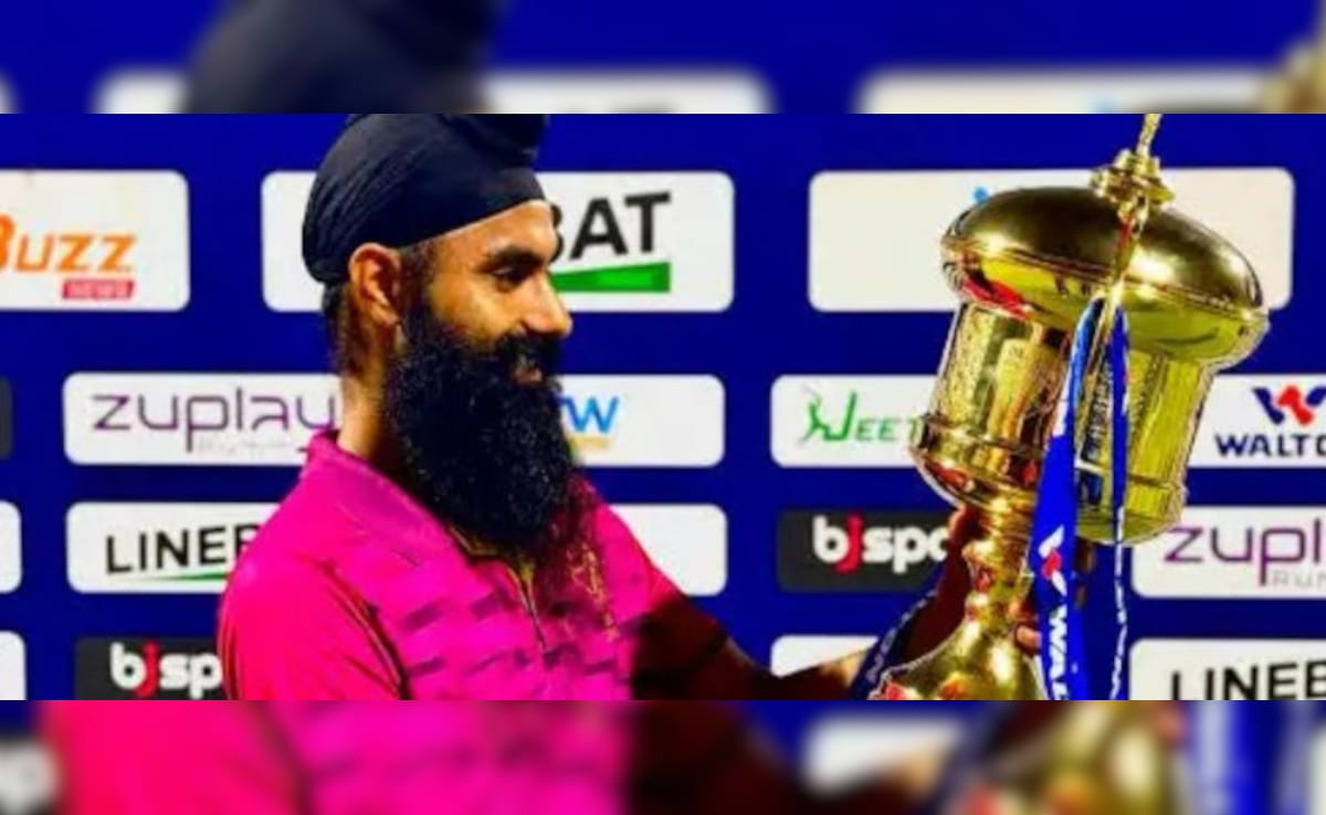 AFG vs UAE: अंतरराष्ट्रीय क्रिकेट खेलने वाले पहले अमृतधारी सिख हैं सिमरनजीत सिंह, जानें कौन सी बातें बनाती हैं उन्हें खास