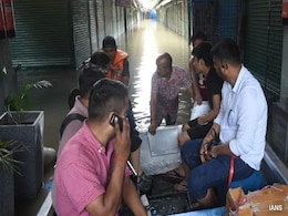 Flood Victims In Delhi Battle Fever, Infections Flood Victims In Delhi Battle Fever, Infections