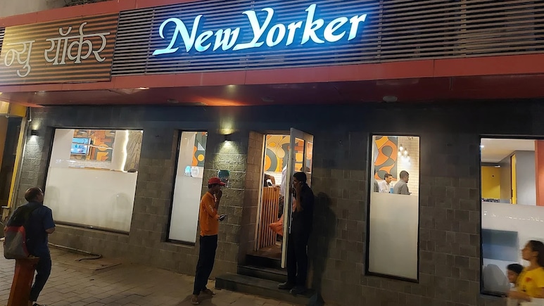 New Yorker Restaurant : 45 वर्षांचा वारसा संपला; मुंबईकरांचे लाडके 'न्यू यॉर्कर' रेस्टॉरंट बंद होणार New Yorker Restaurant : 45 वर्षांचा वारसा संपला; मुंबईकरांचे लाडके 'न्यू यॉर्कर' रेस्टॉरंट बंद होणार