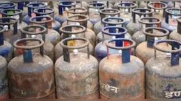कमर्शियल एलपीजी सिलेंडर की कीमत घटी, 1 सितंबर से प्रभावी