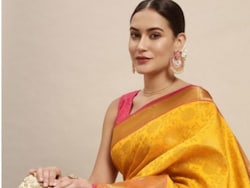 Navratri 2025 Day 1: नवरात्रि पर दिखना चाहती हैं सबसे ख़ास, ये पीले रंग के ऑउटफिट हो सकते हैं आपके लिए परफेक्ट